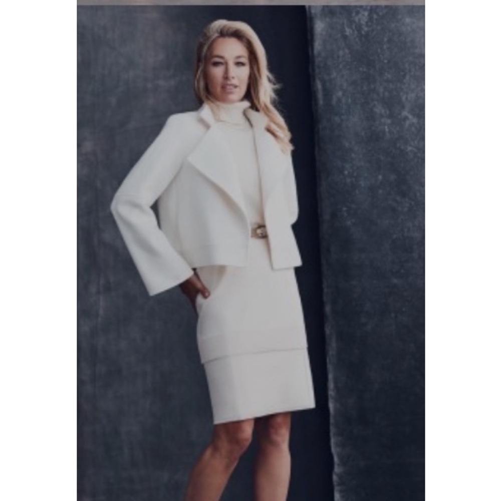 Worth New York three piece brushed wool cream suit. Simply classic!